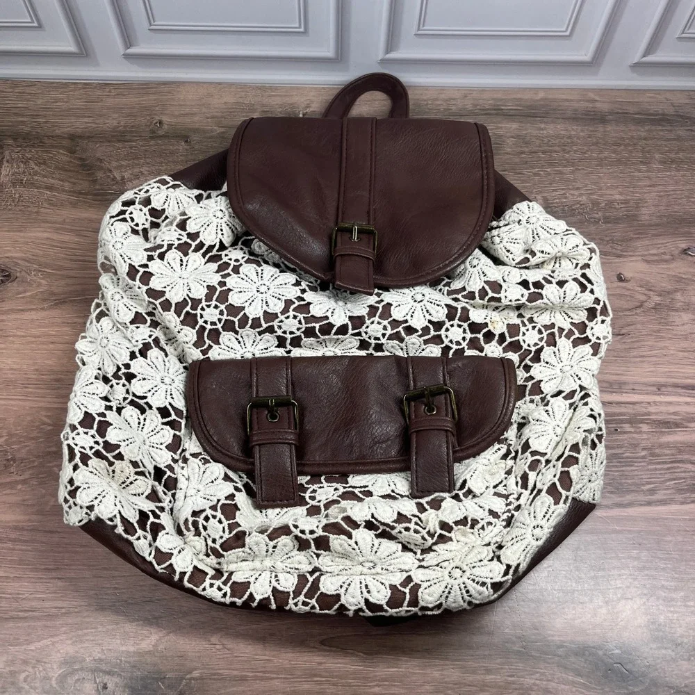 VTG Y2K Claire's Backpack Women Brown White Floral Crochet Boho Faux Leather Bag